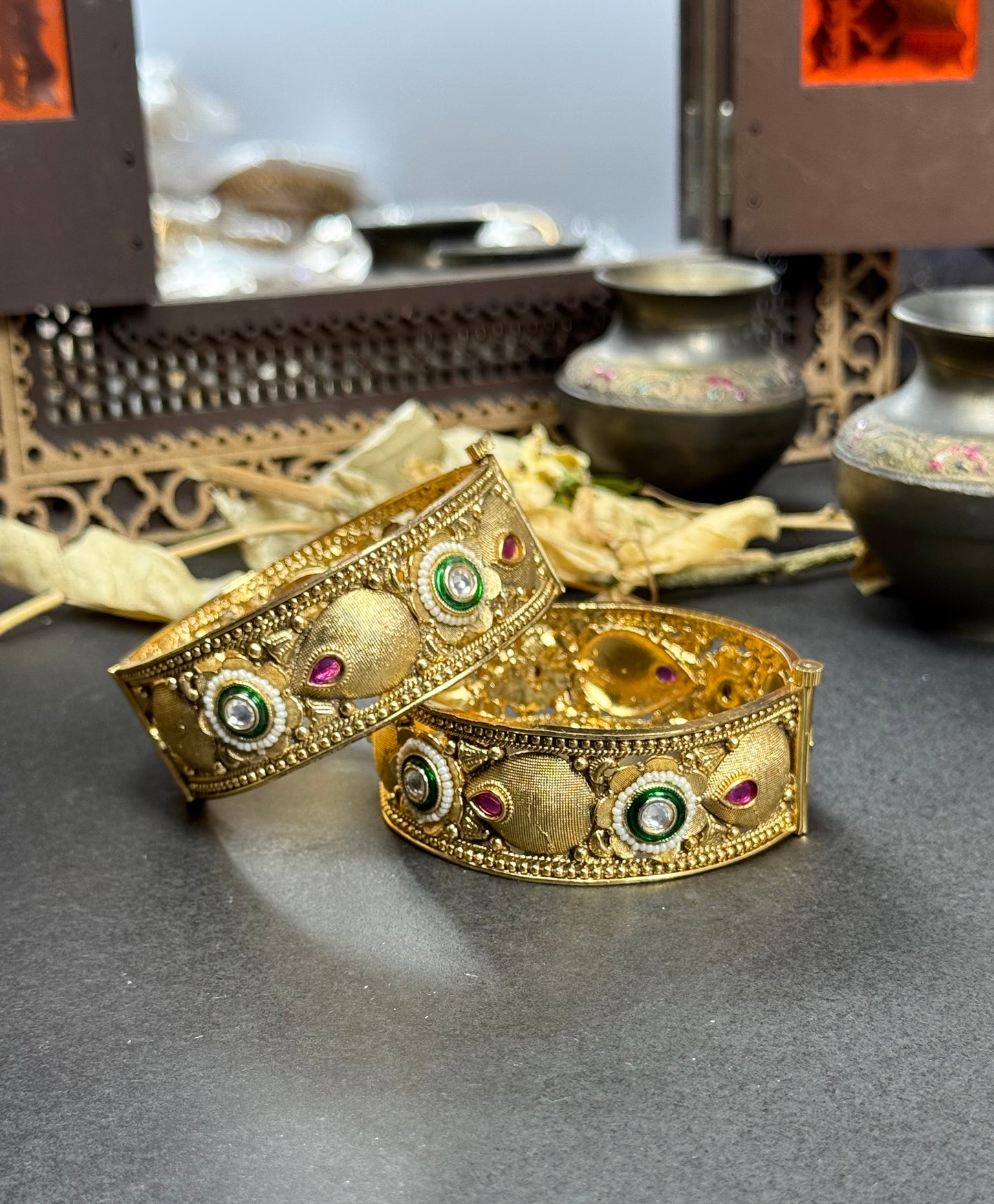 Rajwadi Kundn Openable Bangles pair