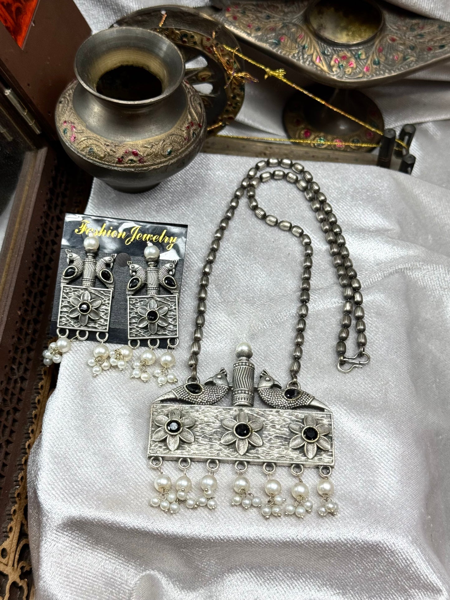 Premium Oxidised Lamhe pendant set Brass made