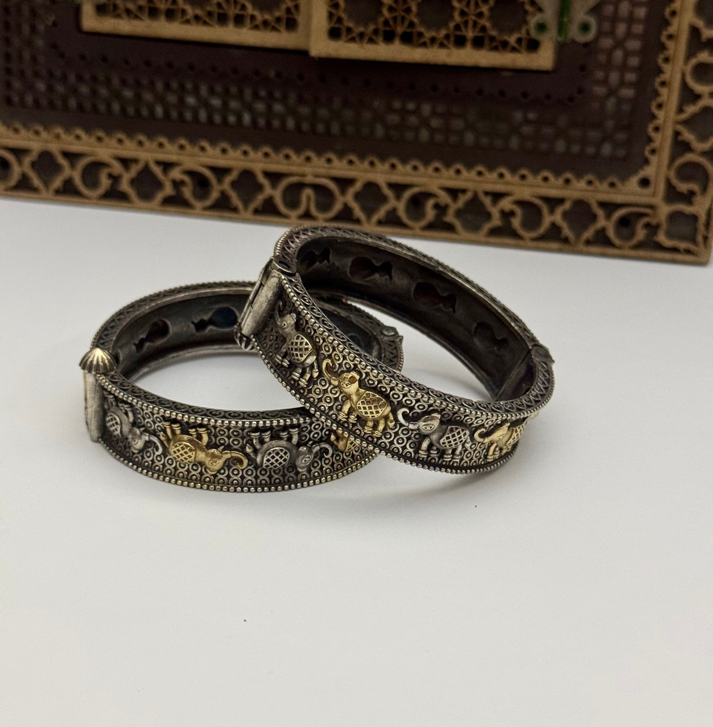 Premium brass made oxidised Openable Bangle pair ( size 2.6 standard )