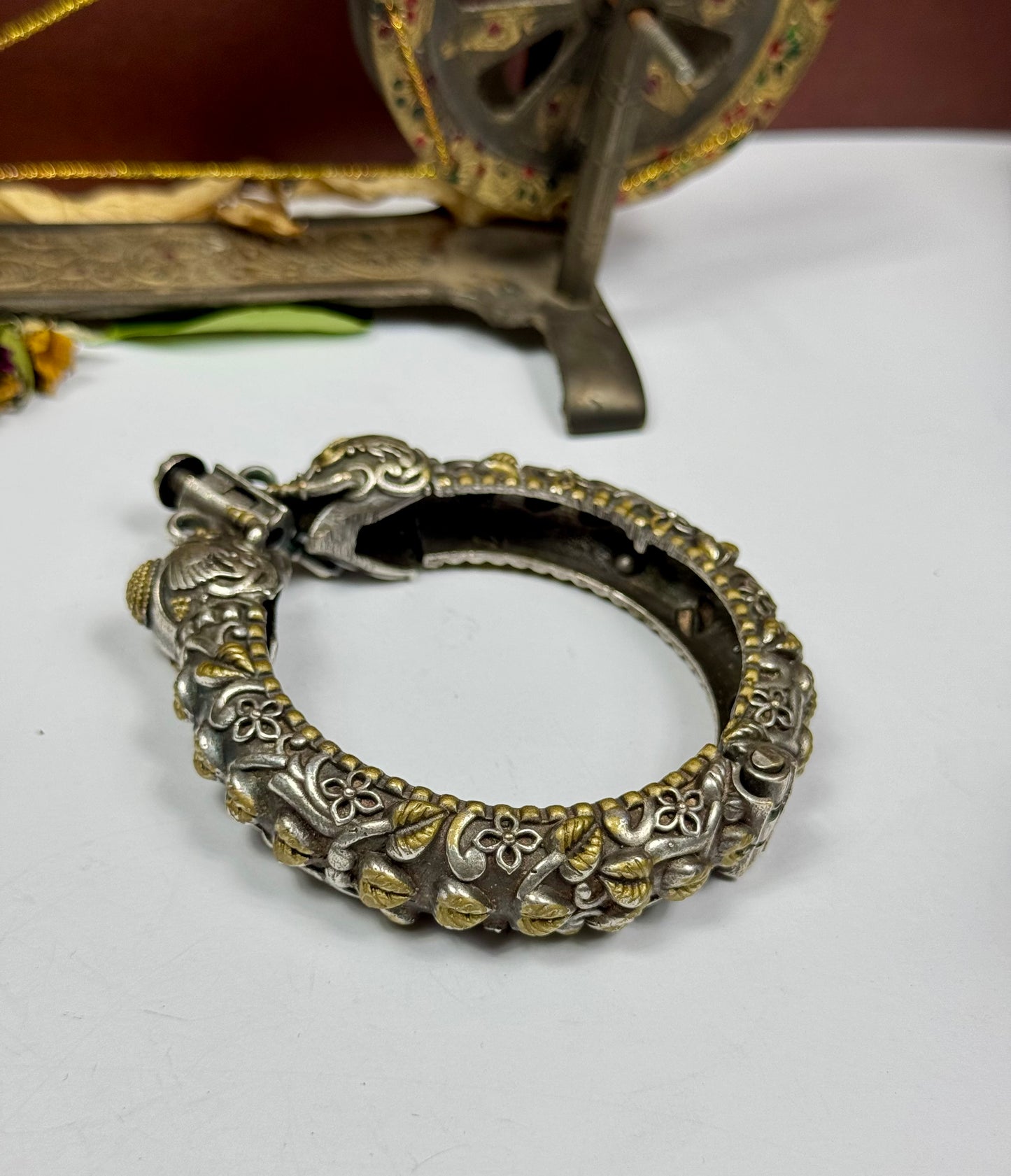 Brass made Gul-e-Naaz Bangle