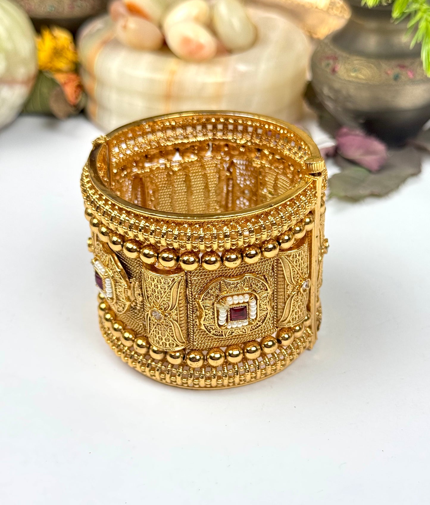 Rajwadi brass Handcuf openable