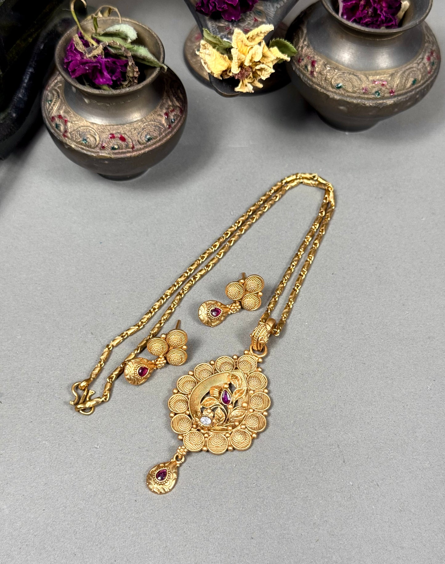 Rajwadi Pendant set