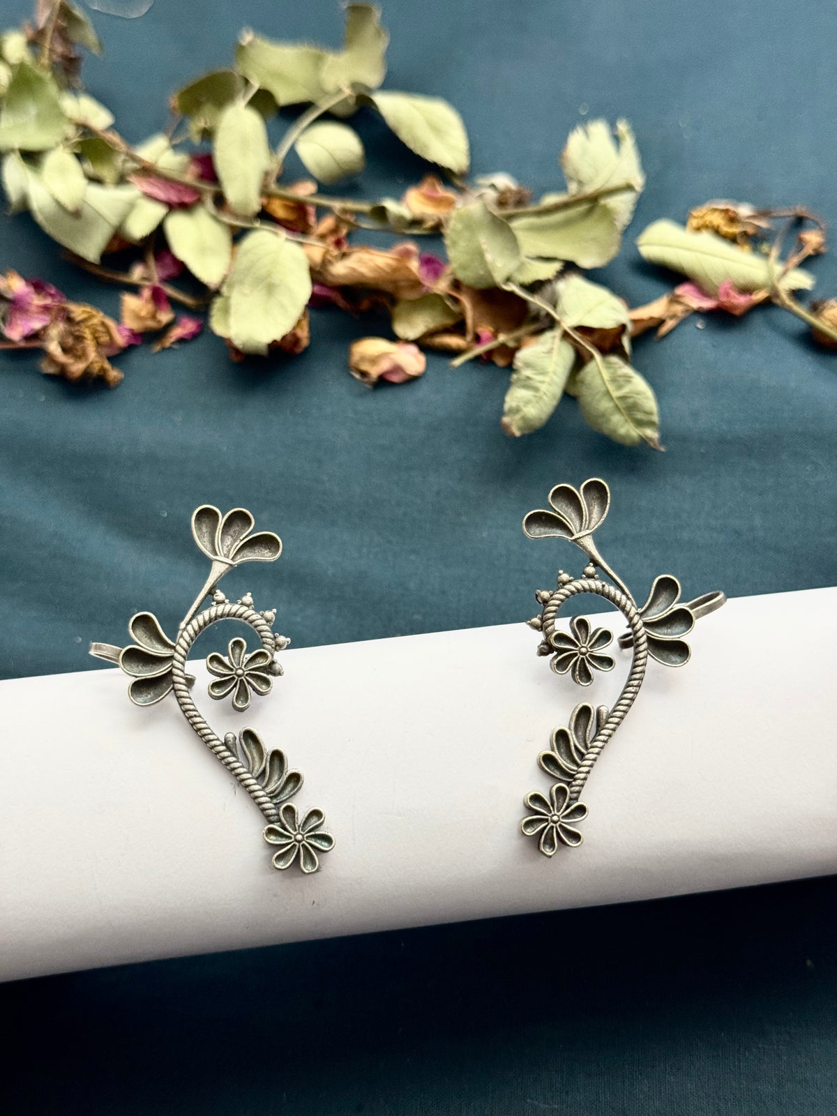 Premium brass made Oxidised Reem Earcufs