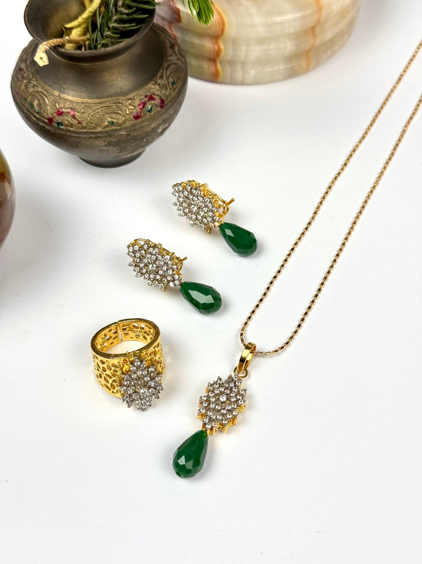 Egyptian Pendant set