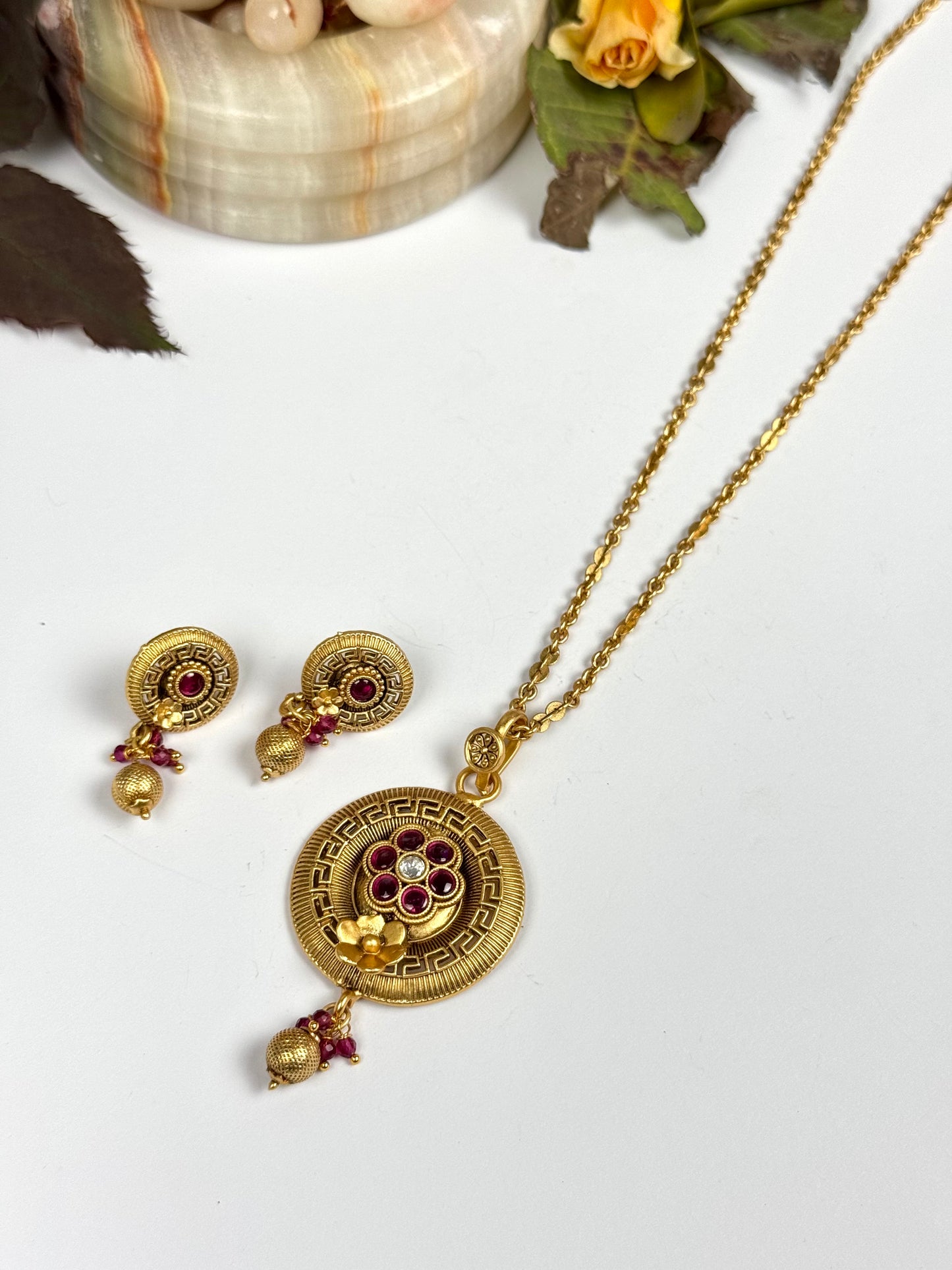 Rajwadi brass pendant set