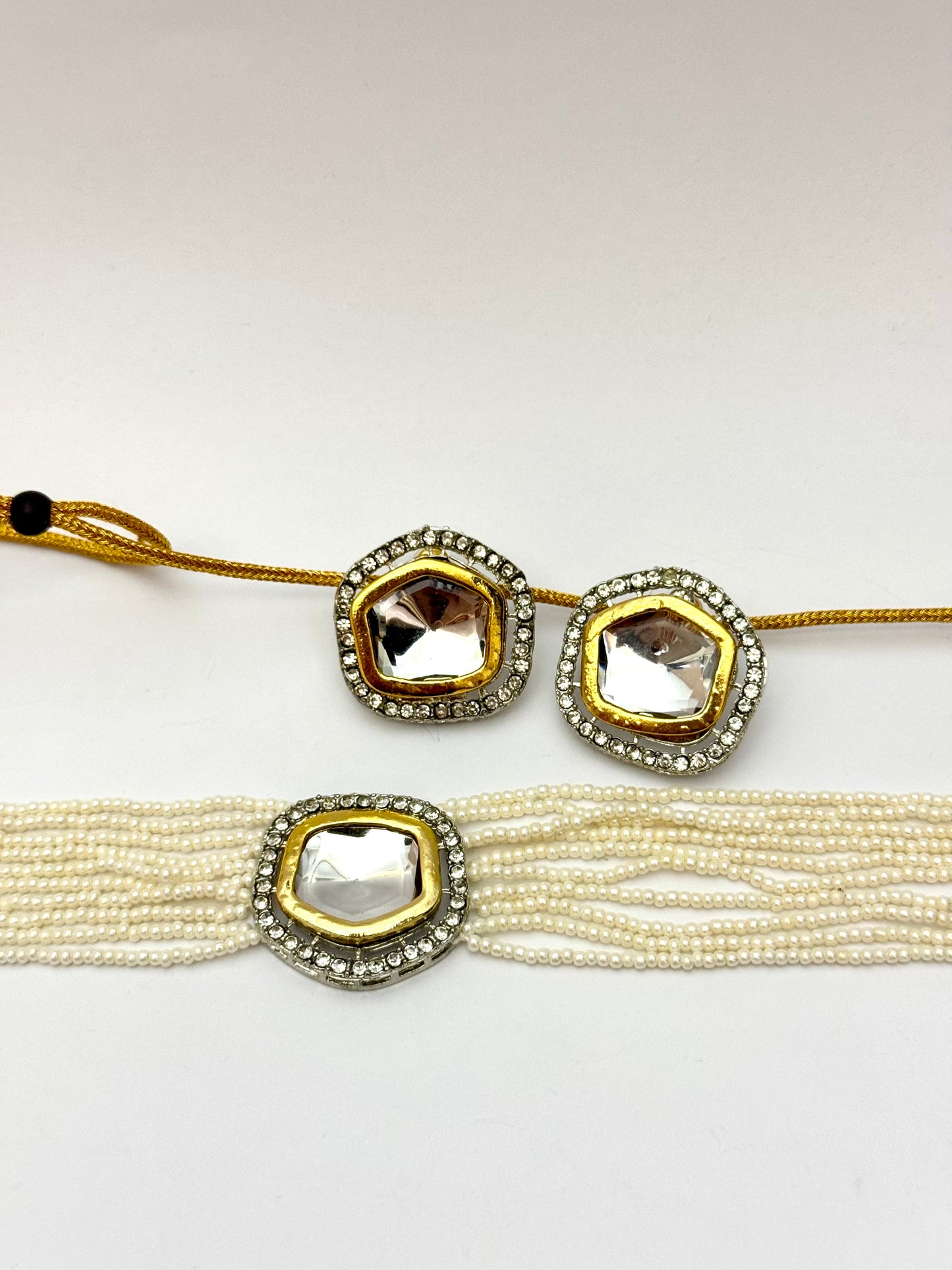 Premium Imported kundn Choker set