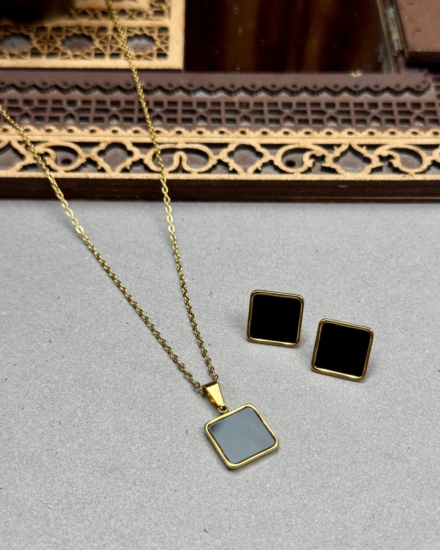 Stainless Steel Pendant Set