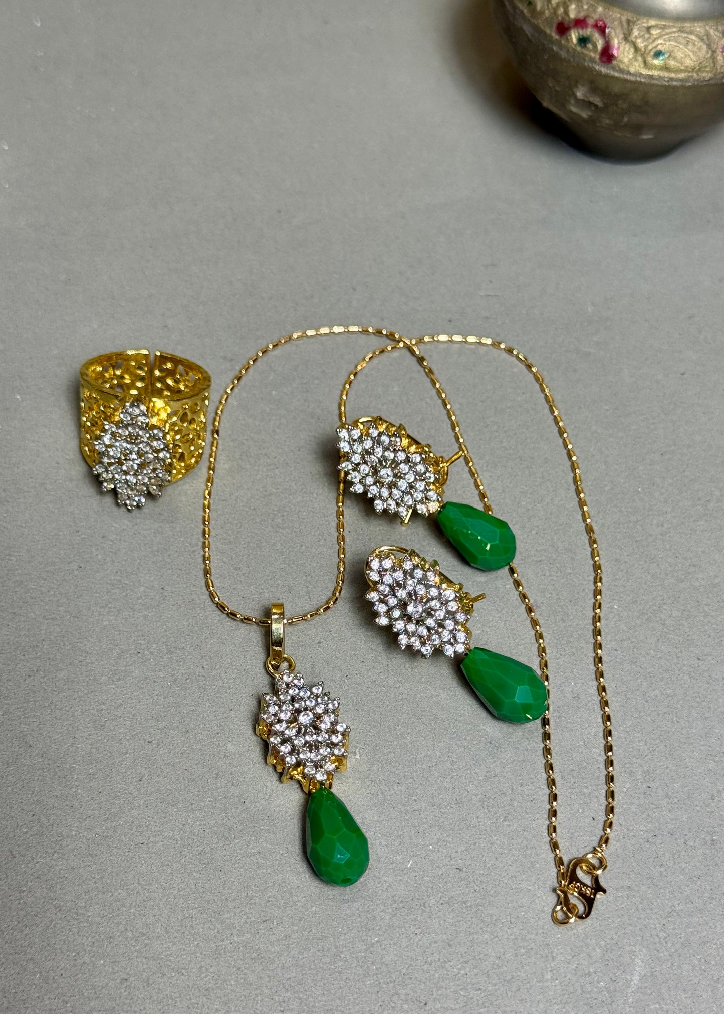 Egyptian Pendant set