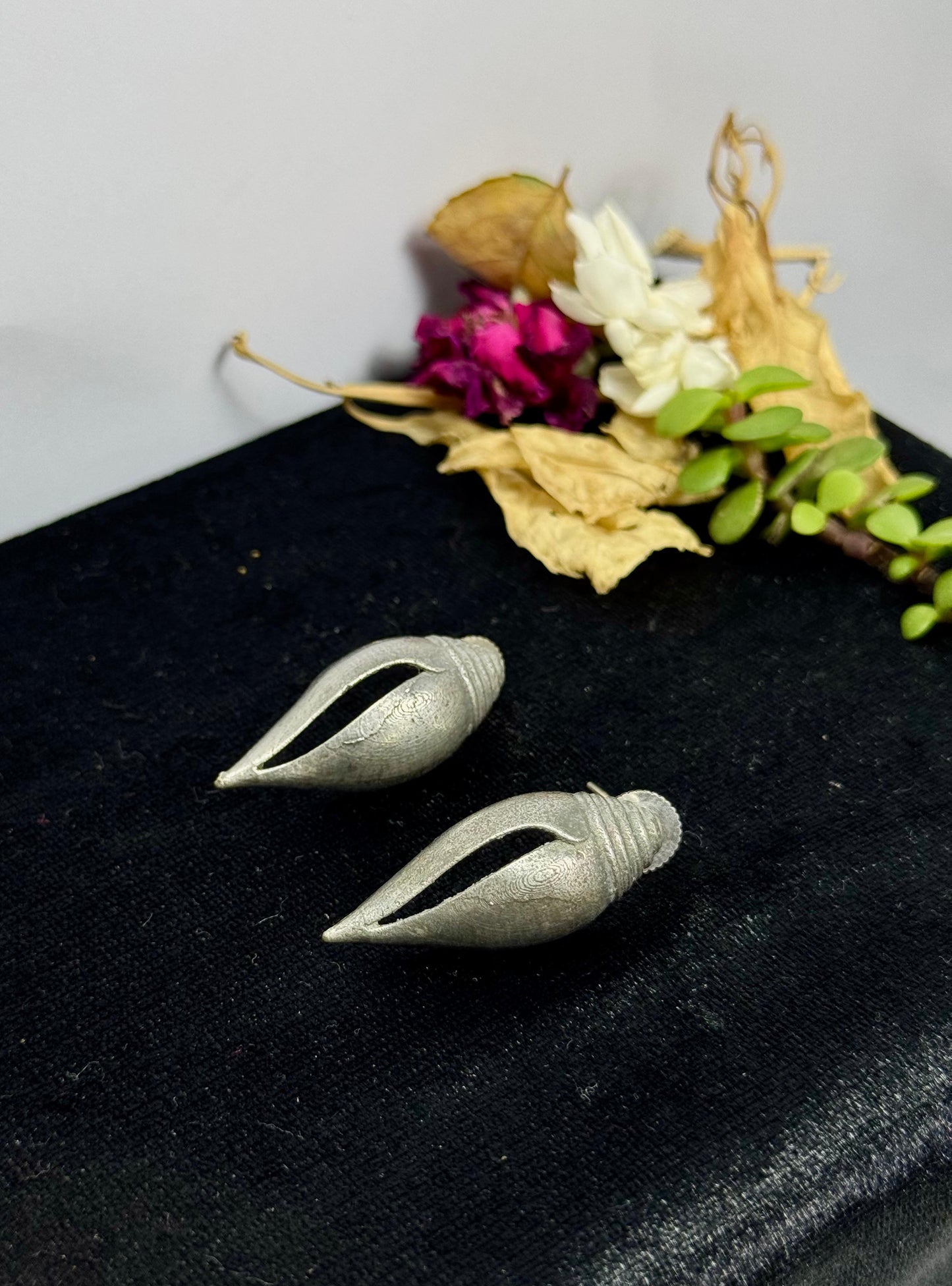 Oxidised Shellbloom tops