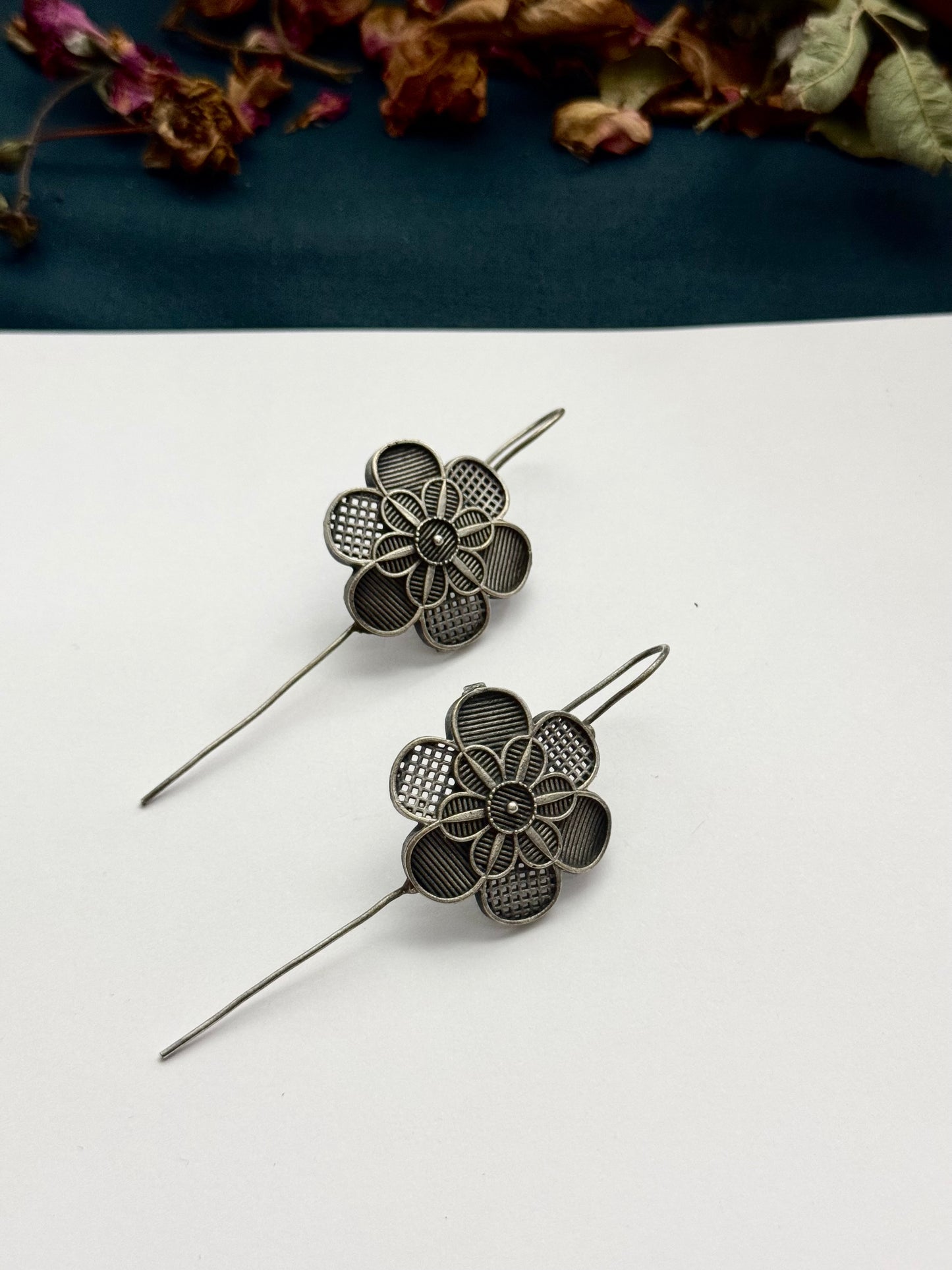 Premium Brass made Oxidised Earpin