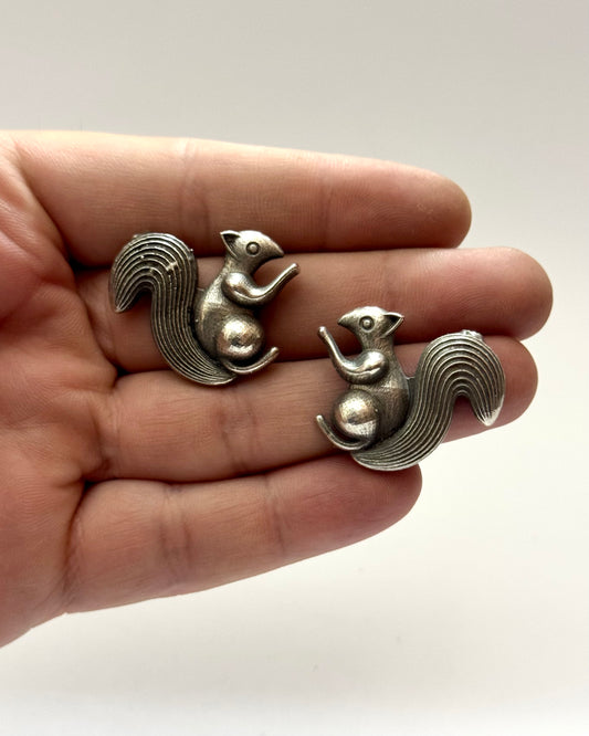 Premium Brass made Squirrel Tops