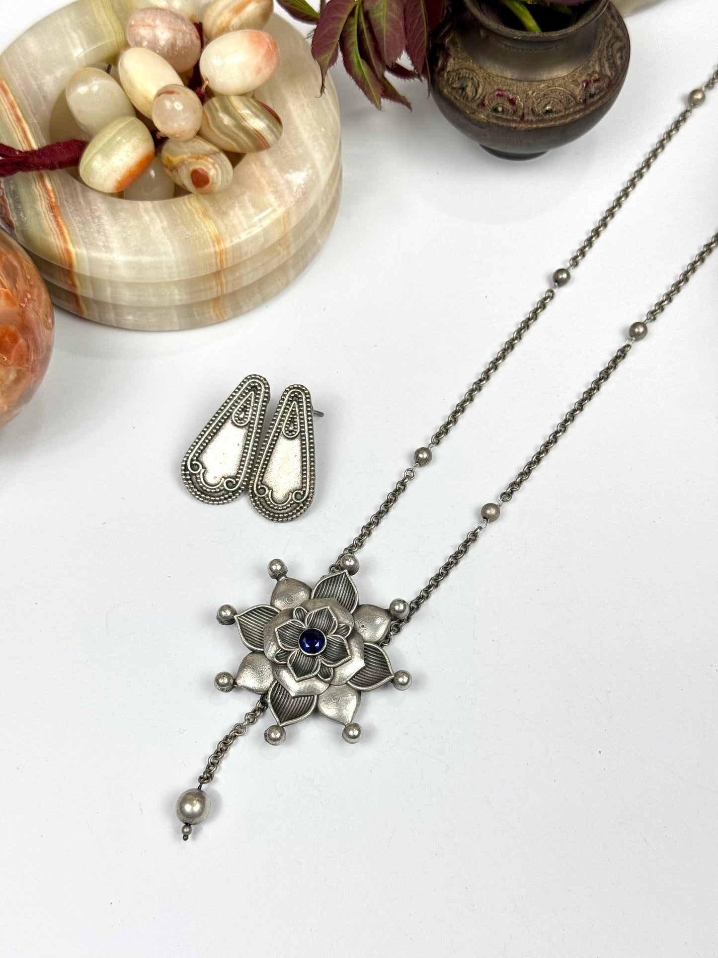 Premium oxidised Brass made sets