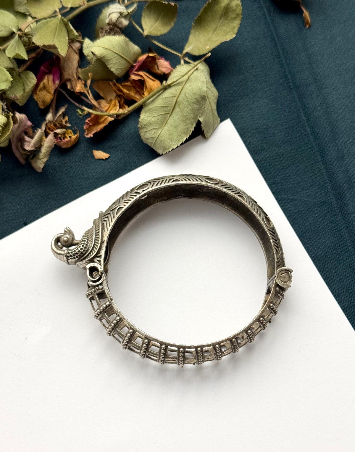 Premium brass made openable Bangle