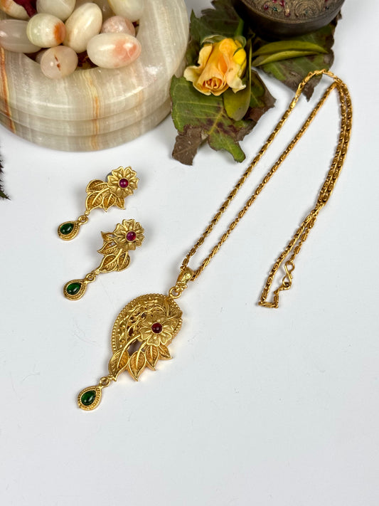 Rajwadi pendant set