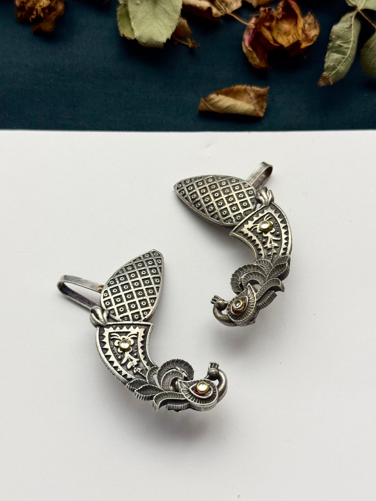 Premium oxidised Brass made Gulzar Earcufs
