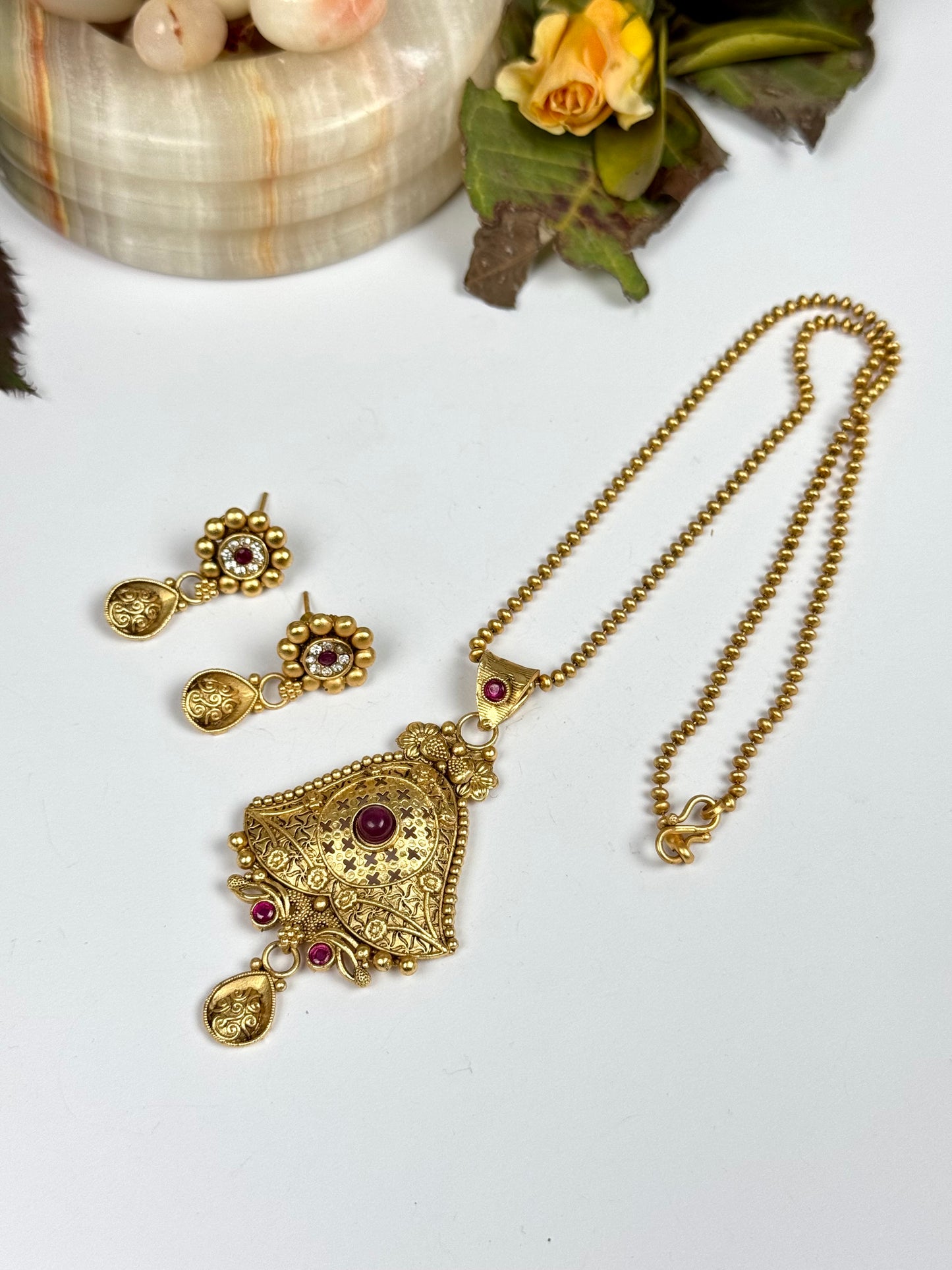 Rajwadi Brass Pendant set