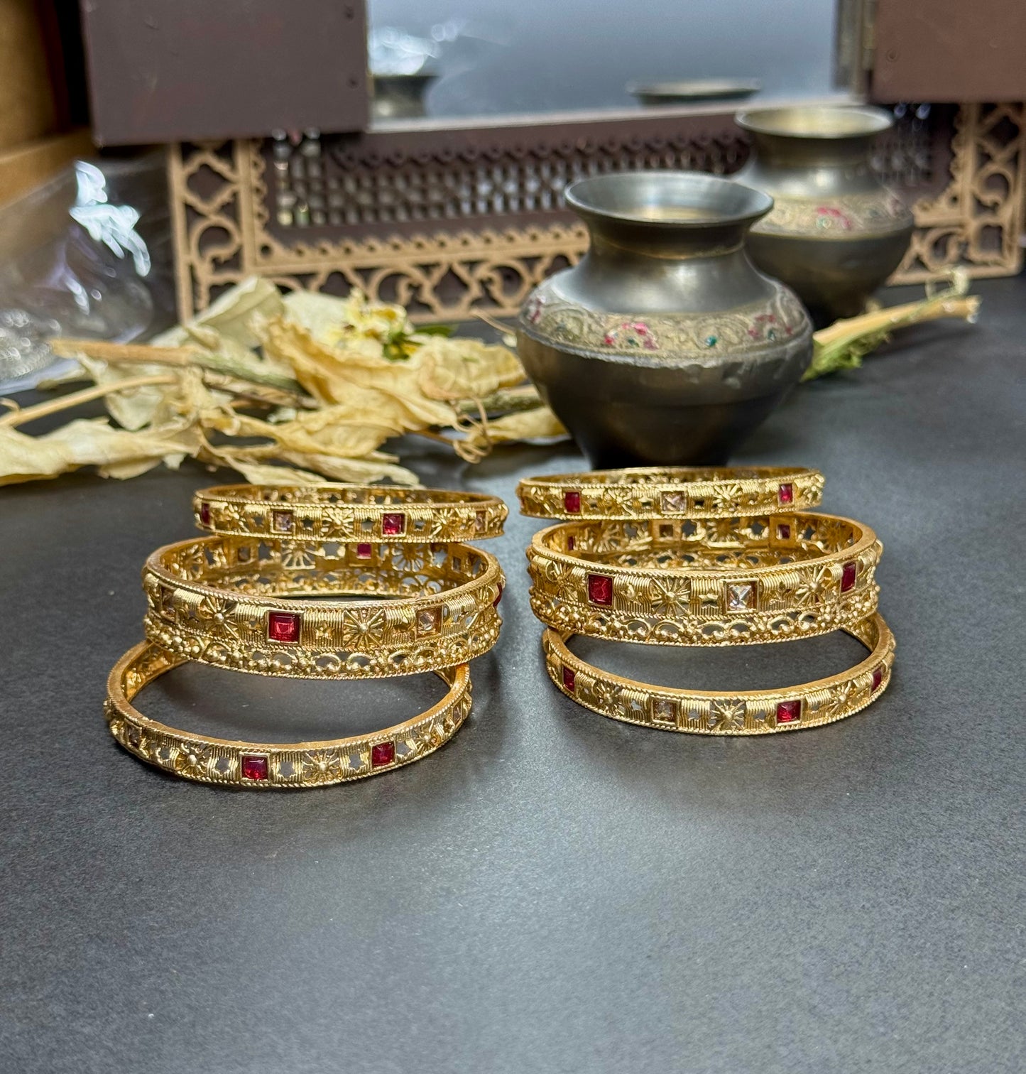 Rajwadi Bangles set