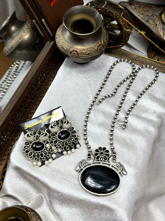 Premium Oxidised Sitara Pendant set brass made