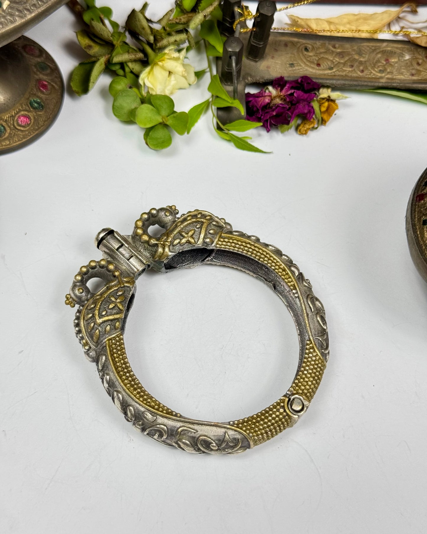 Brass made Amber Bangle