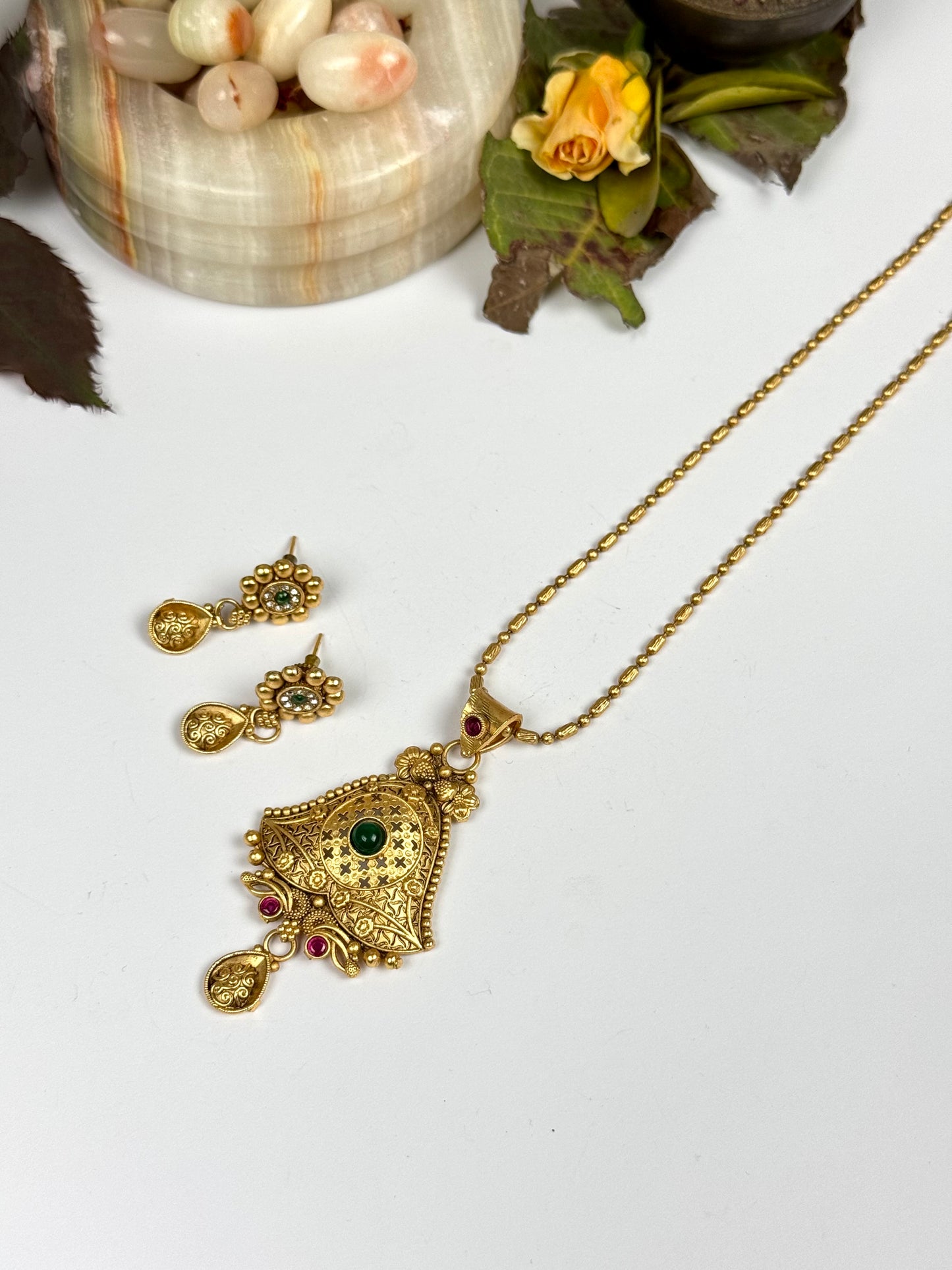 Rajwadi Brass Pendant set