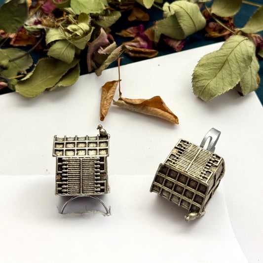 Oxidised House Ring