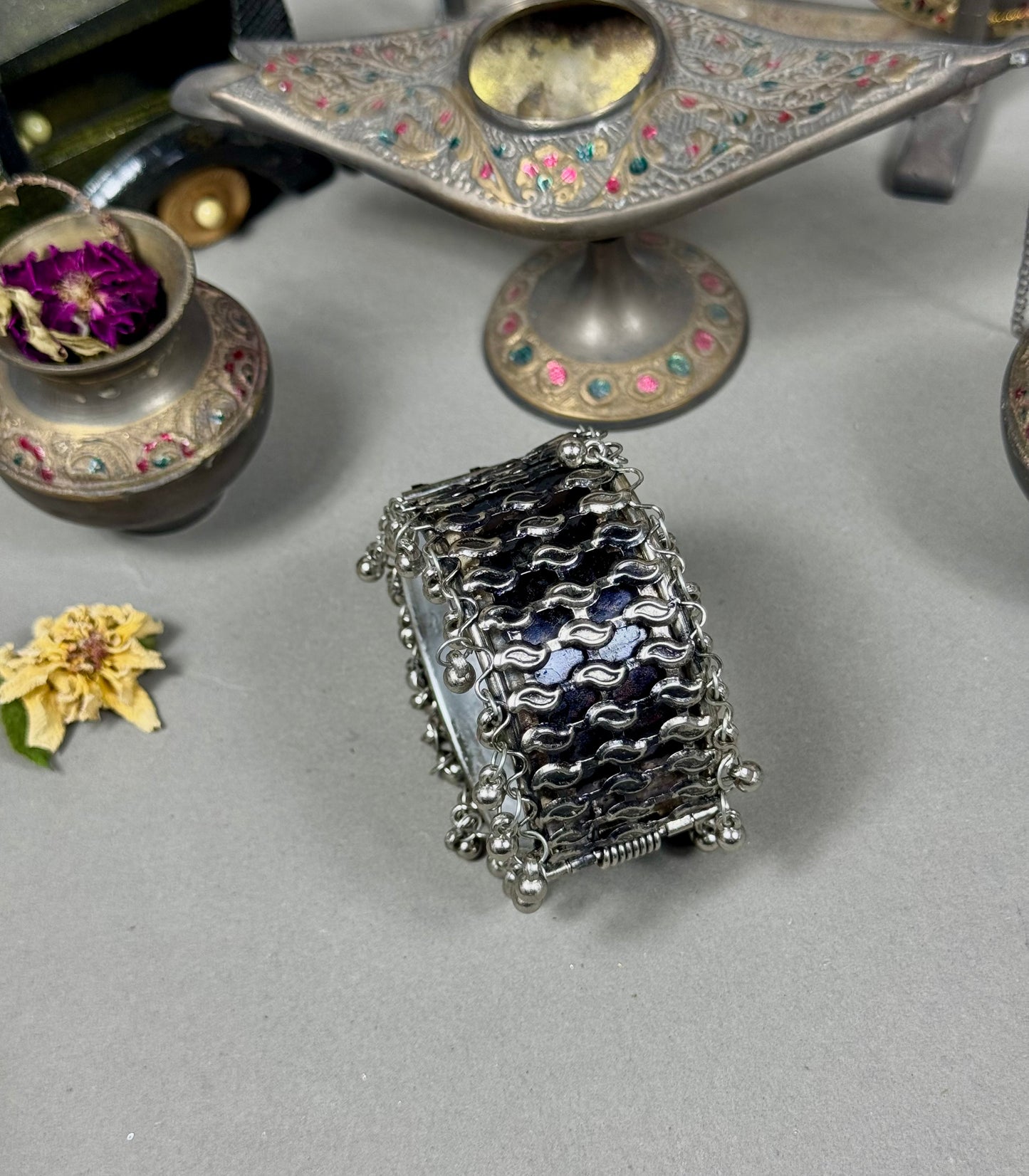 Rukh-e-Gul Oxidised Bangle