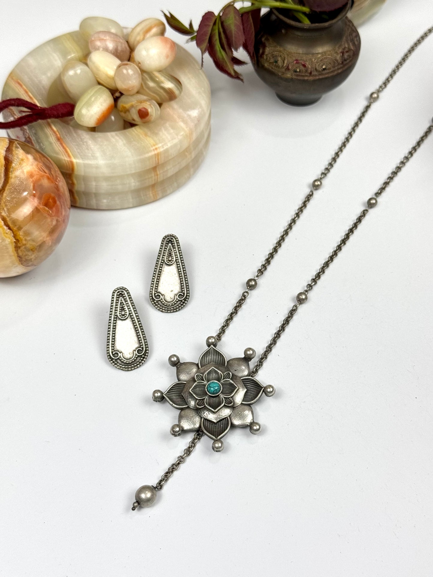 Premium oxidised Brass made sets