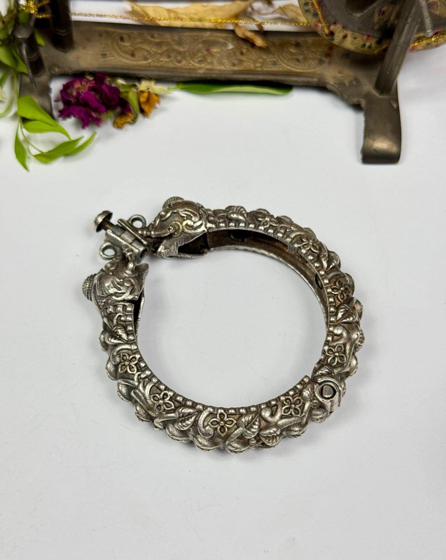Brass made  Gul-e-Naaz Bangle