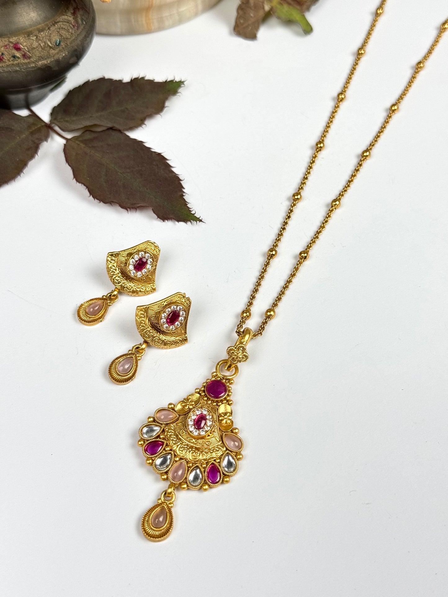 Rajwadi Brass Pendant Set