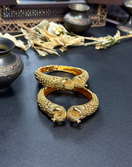 Rajwadi Brass Openable Bangles pair