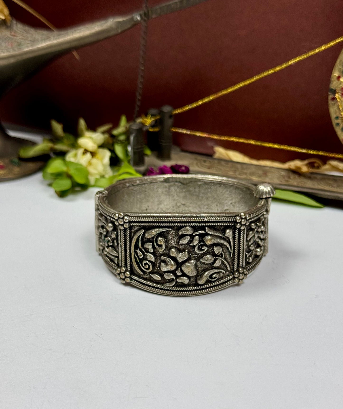 Brass made Zeenat Bangle