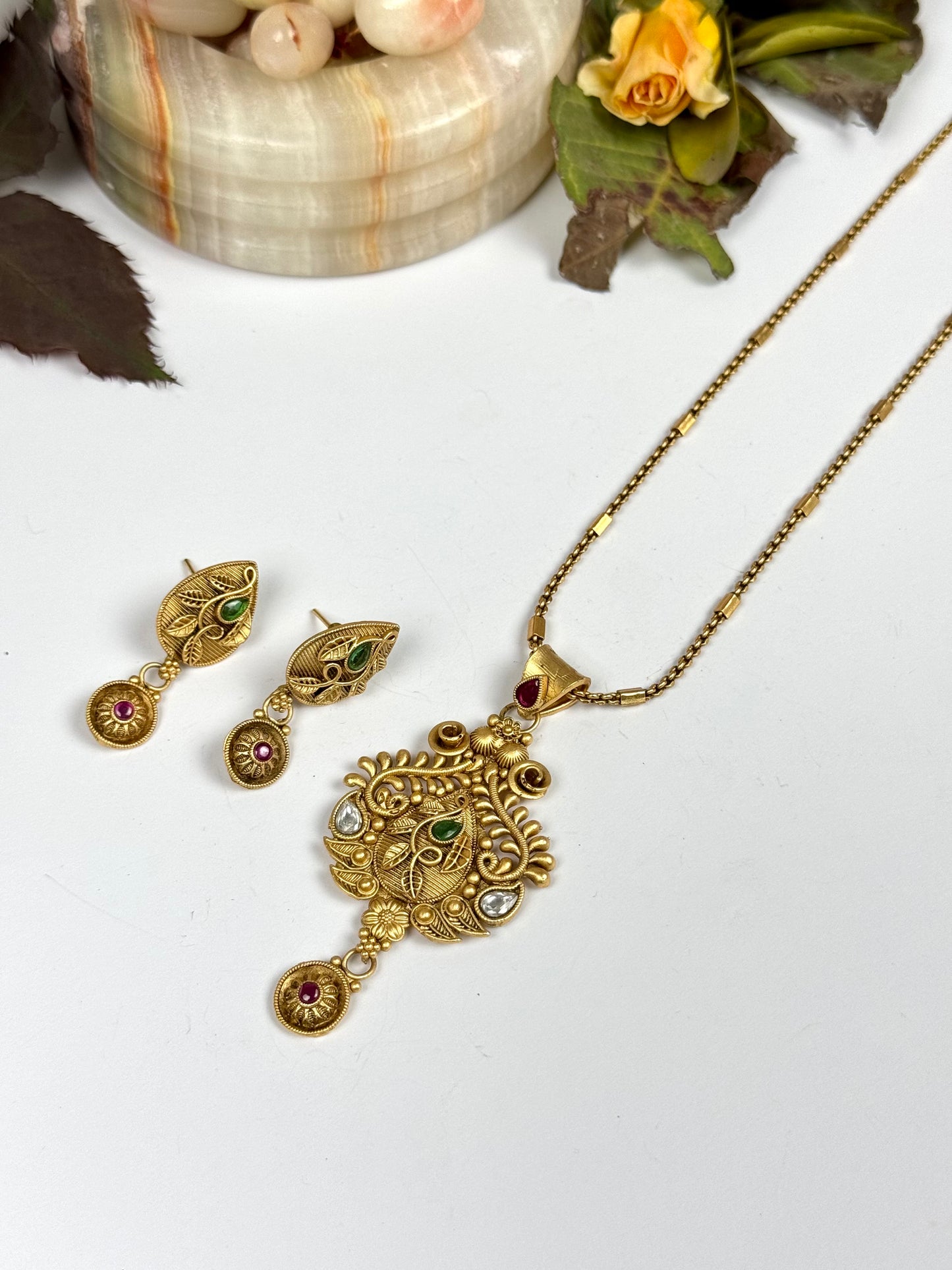 Rajwadi Brass Pendant set