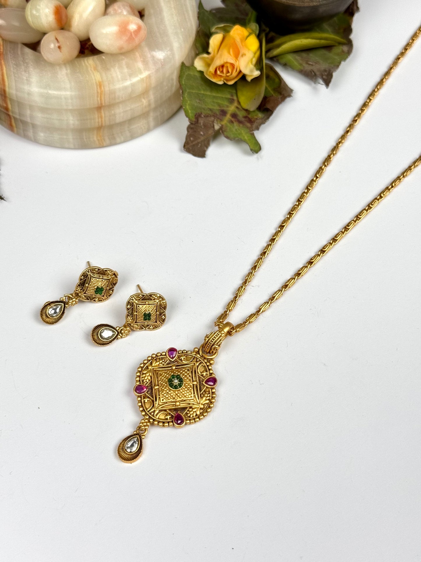 Rajwadi Brass Pendant set