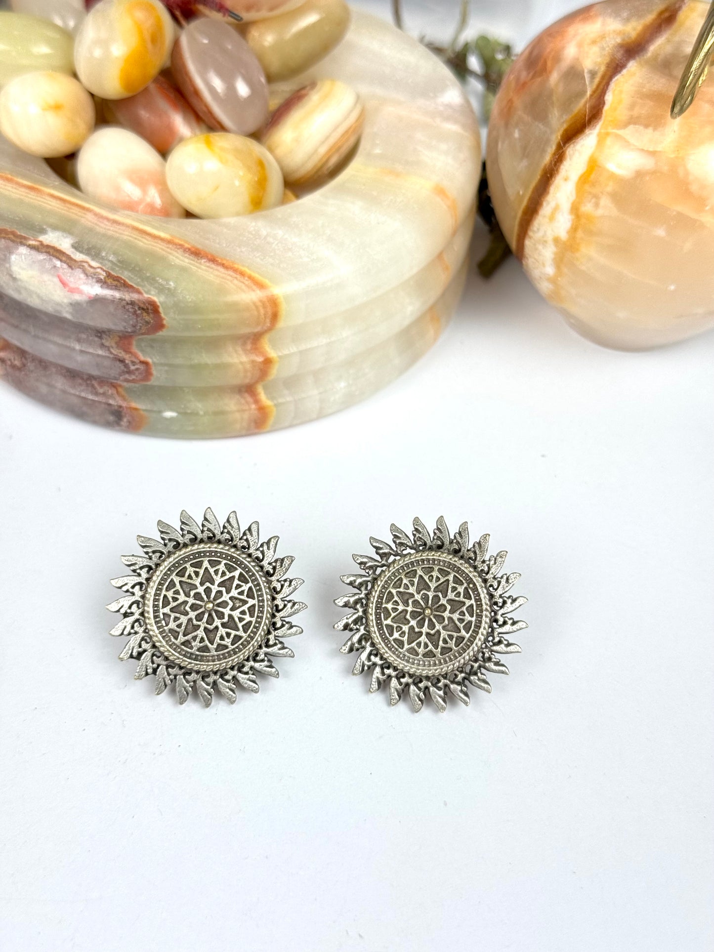 Premium brass made Tops