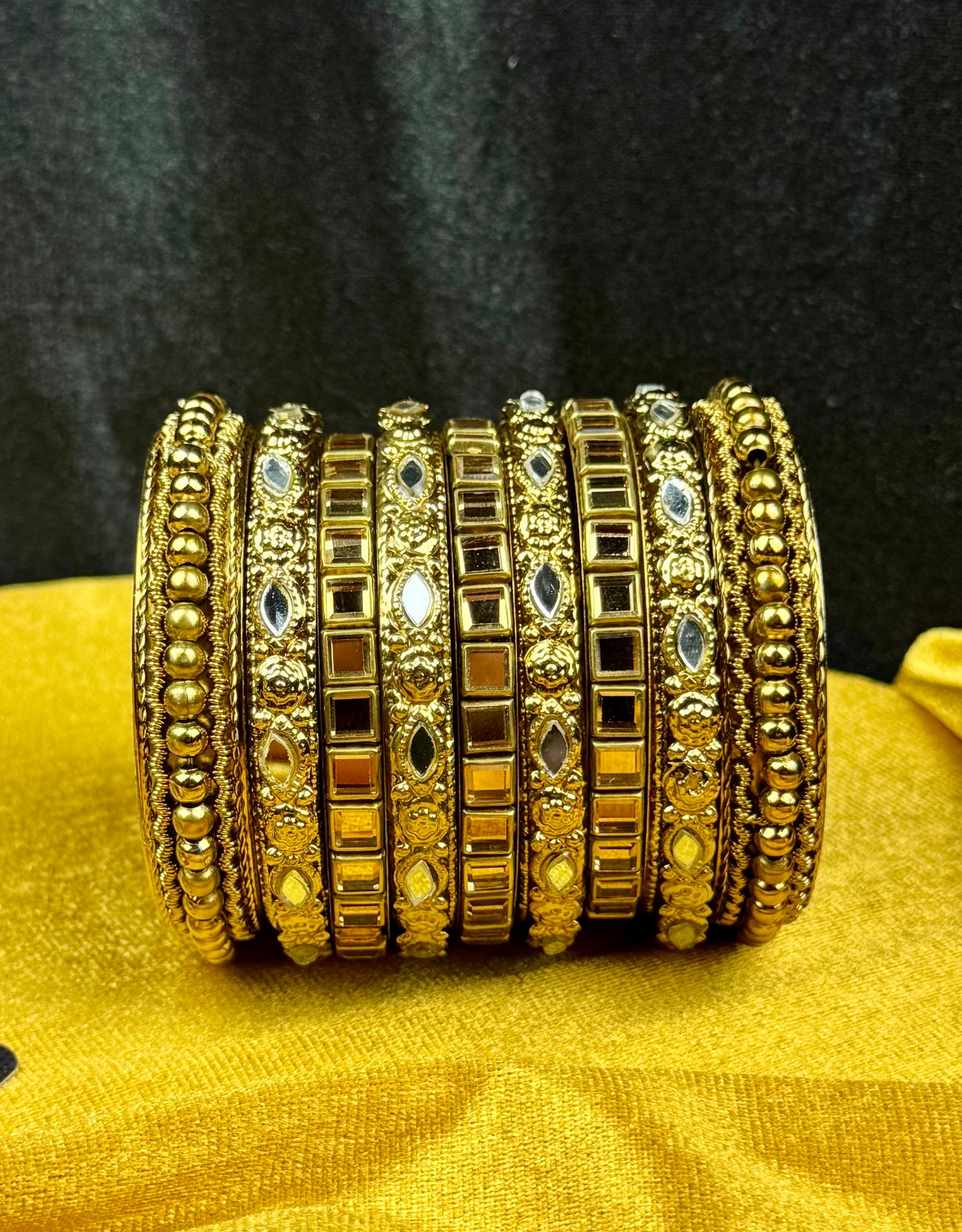 Vintage Bangles set