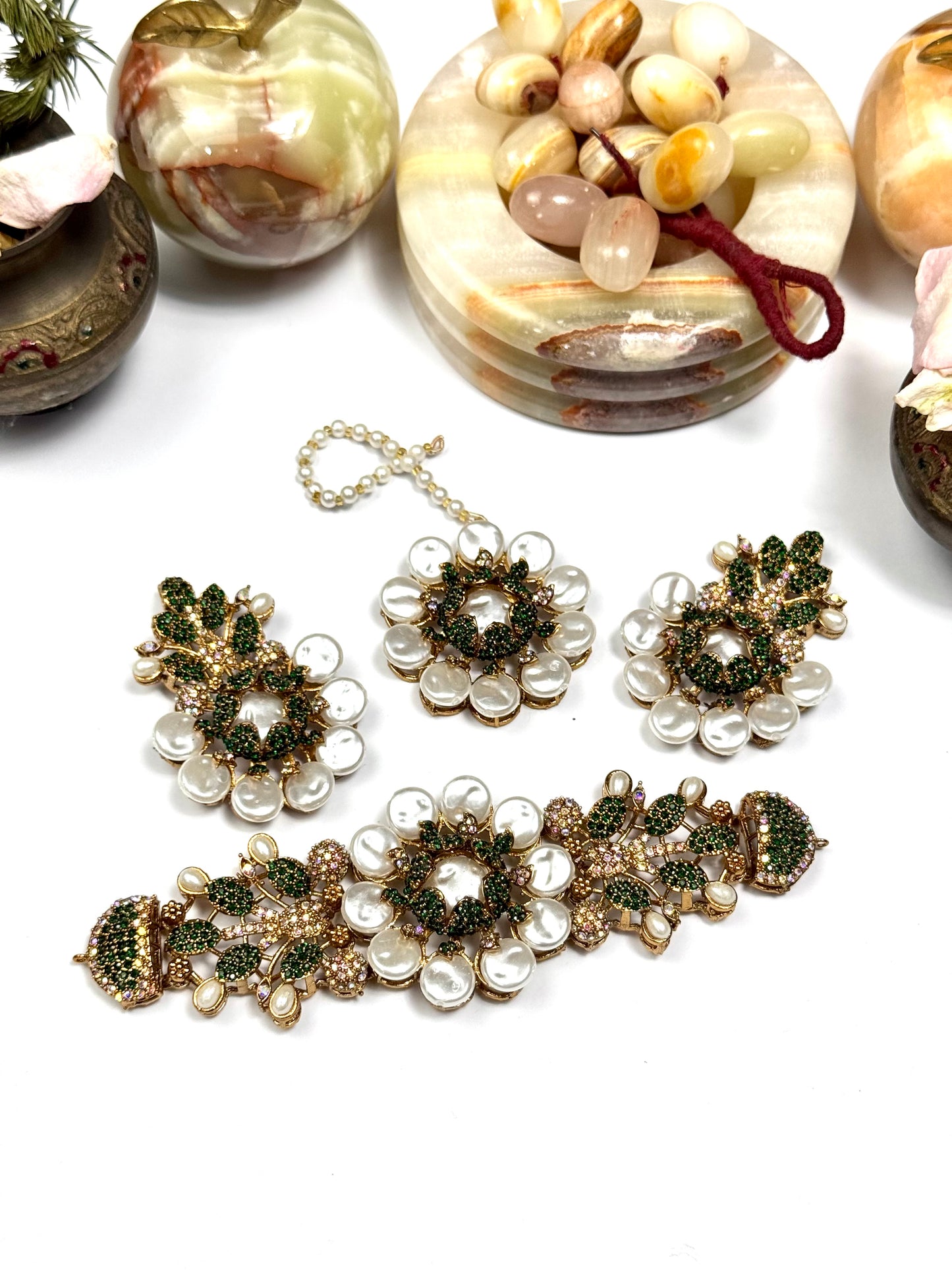 Turkish Evelyn Choker set