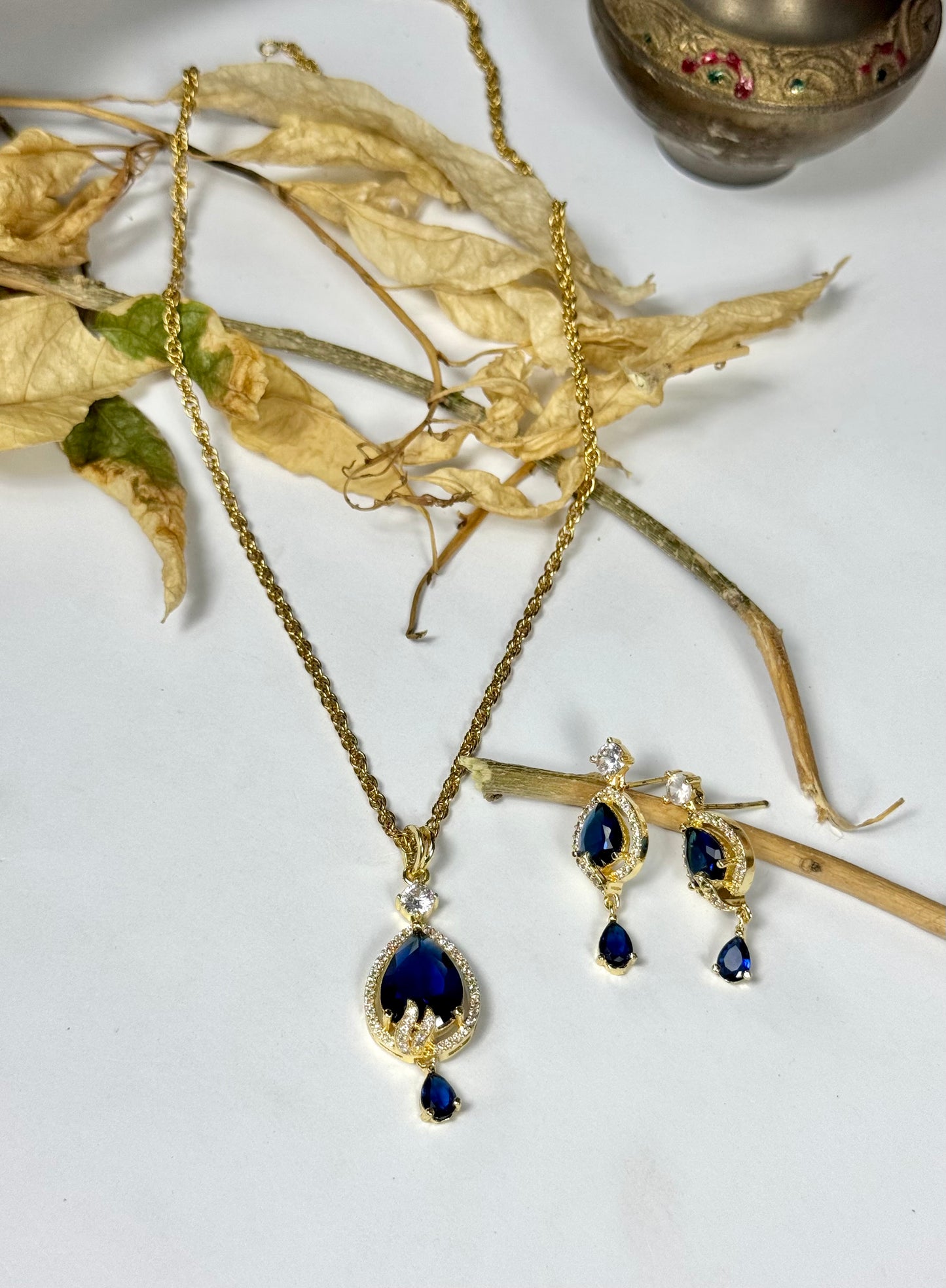 American Diamond 1 karat Pendant set