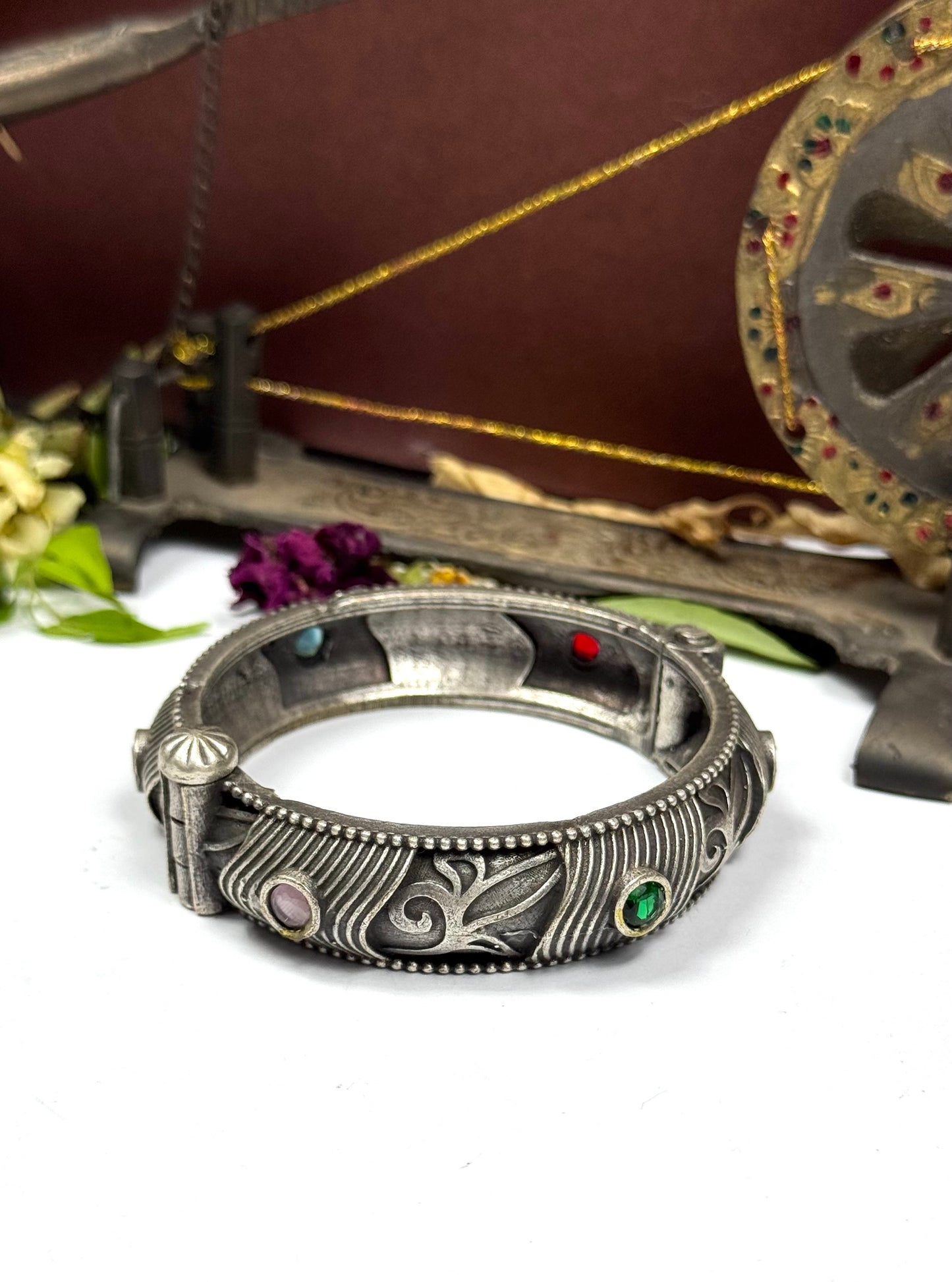 Brass made Hoor Oxidised Bangle