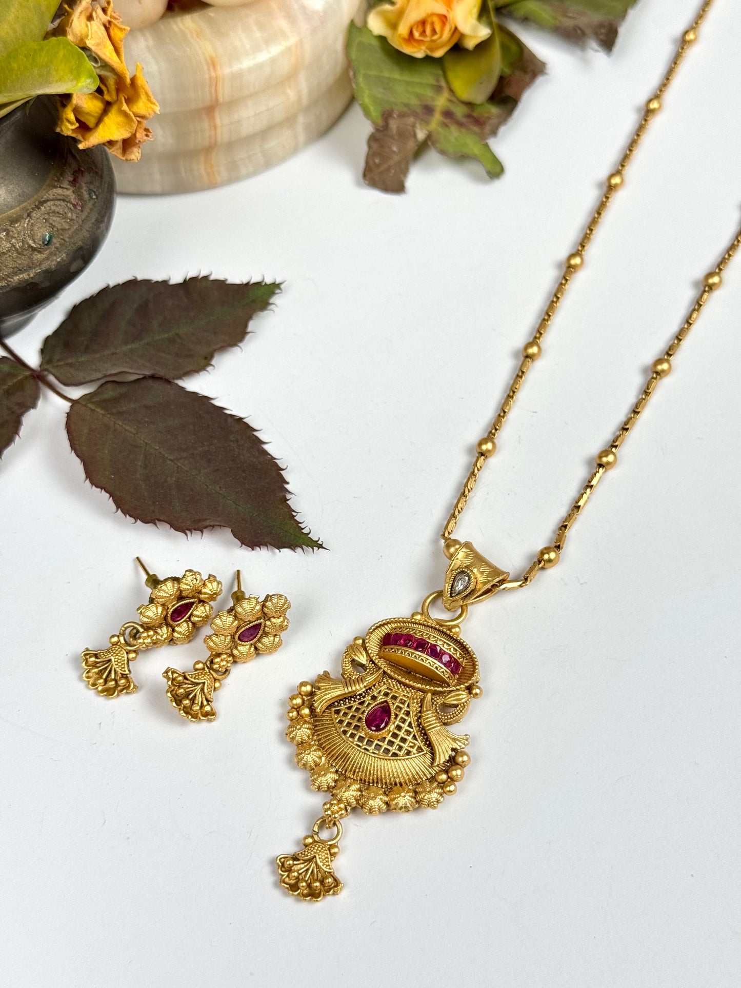 Rajwadi Brass Pendant set