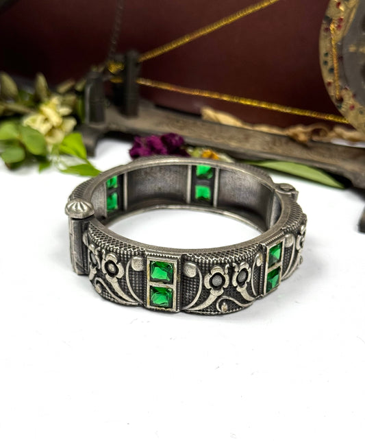 Brass made Roshni Oxidised Bangle