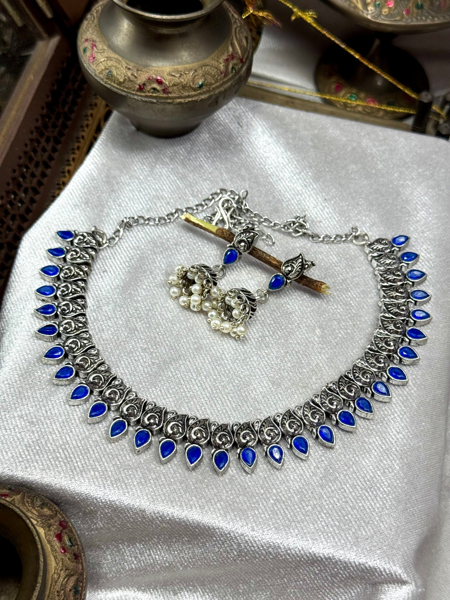 Premium Oxidised Amar Set