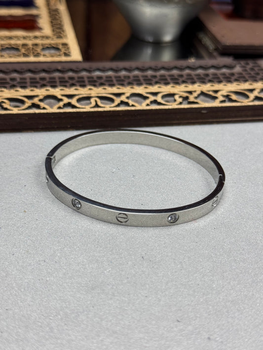 Stainless steel bangle