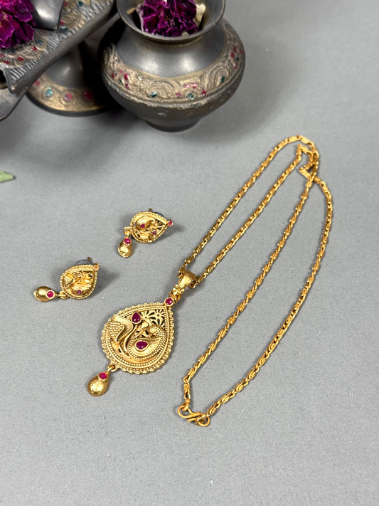 Rajwadi Pendant set