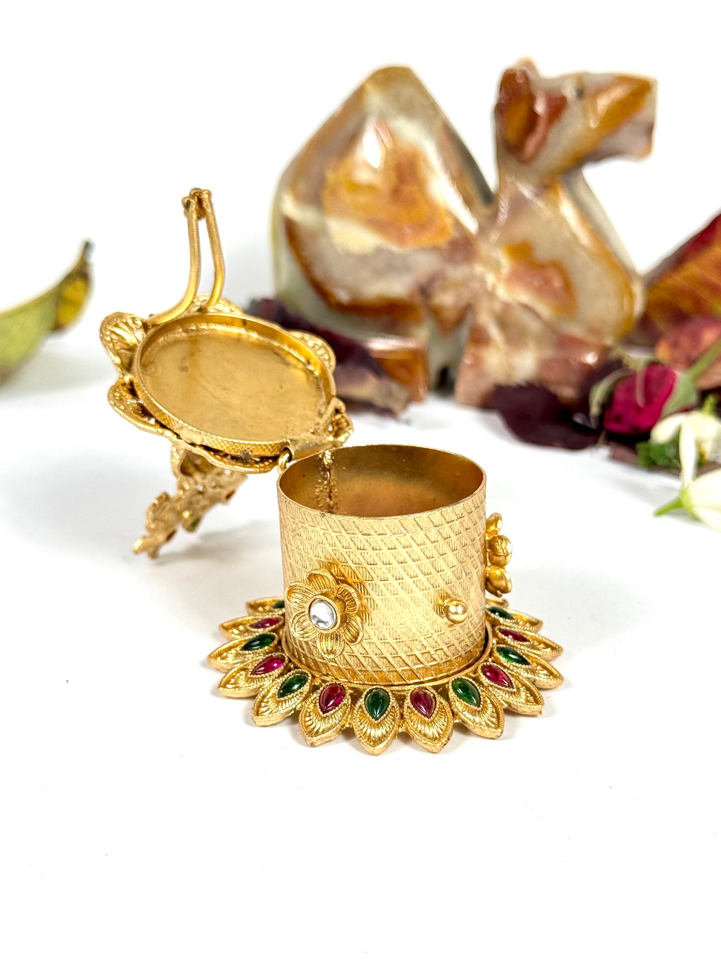 Rajwadi Sandoor Dibi