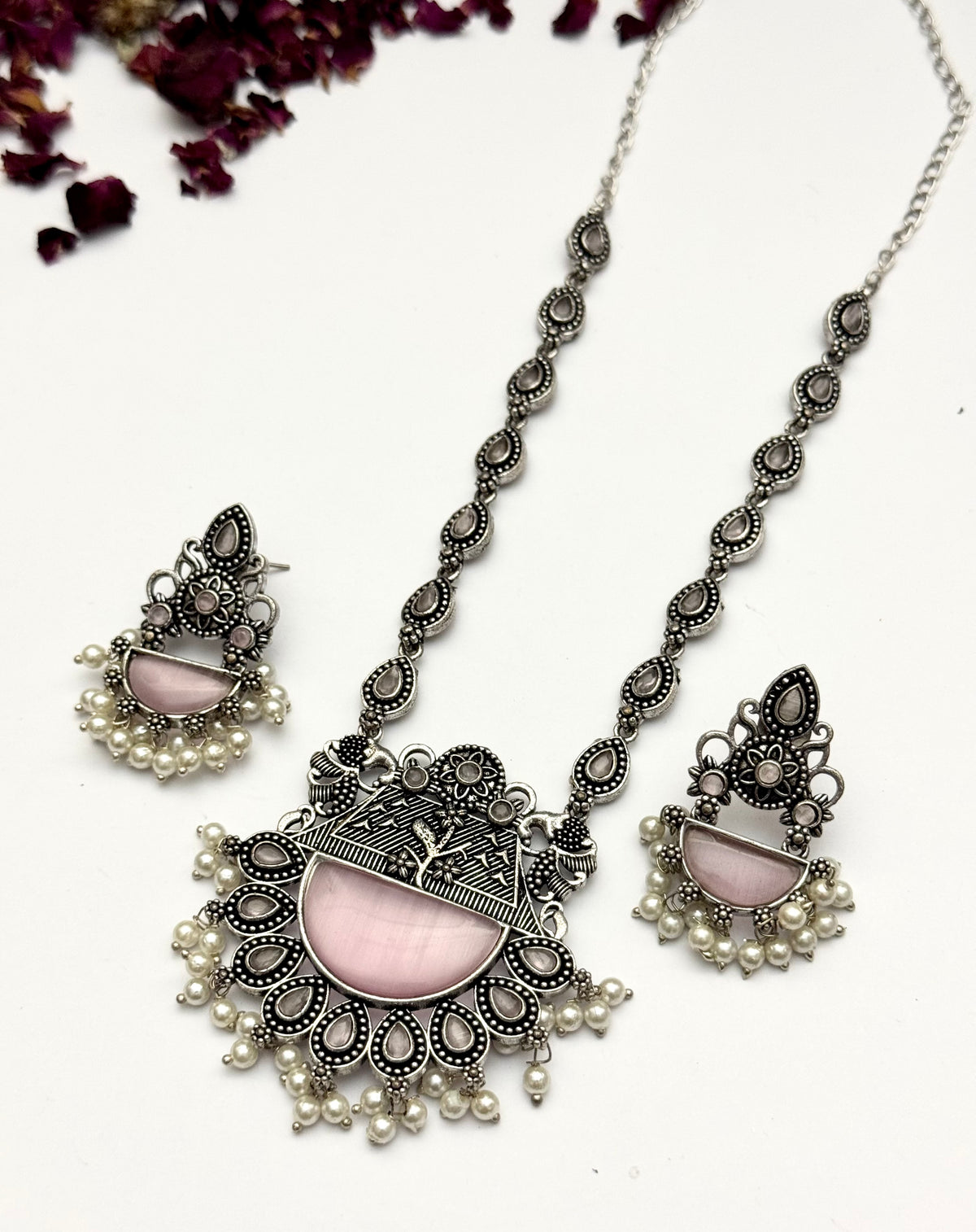 Premium oxidised pendant set