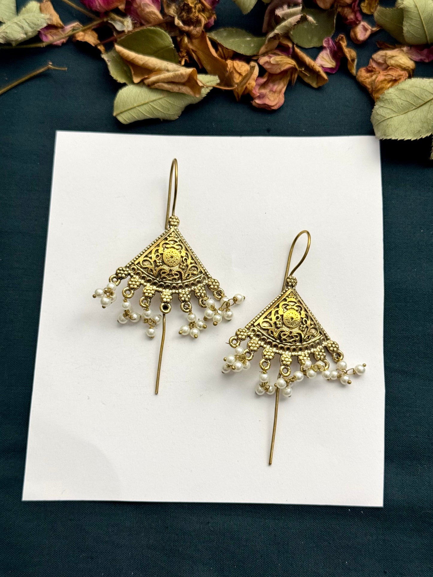 Tribal Ansa Earpin