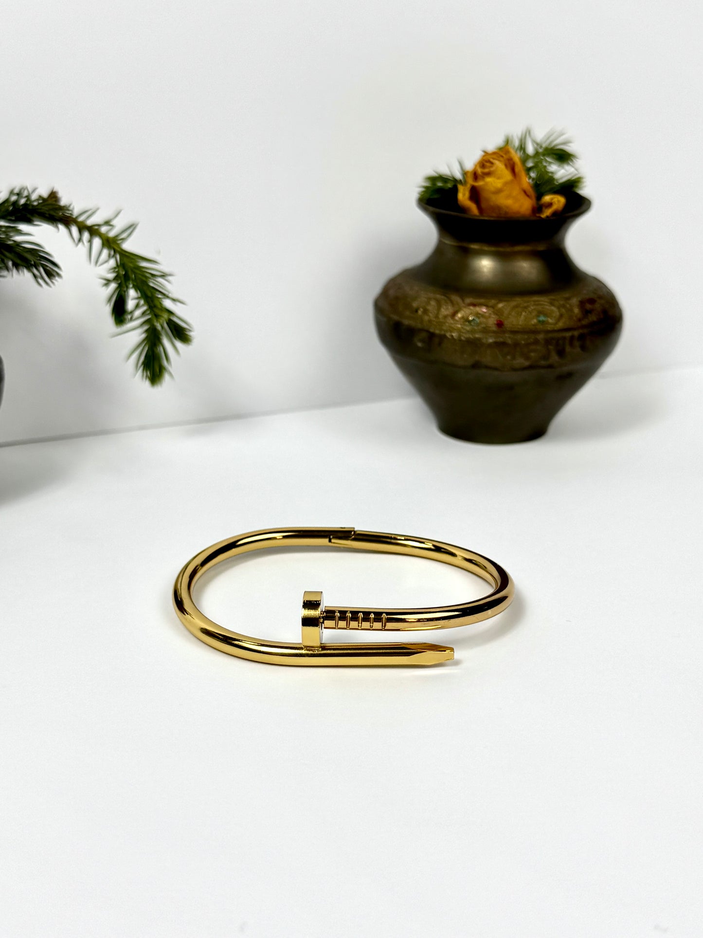 Stainless steel openable Bangle