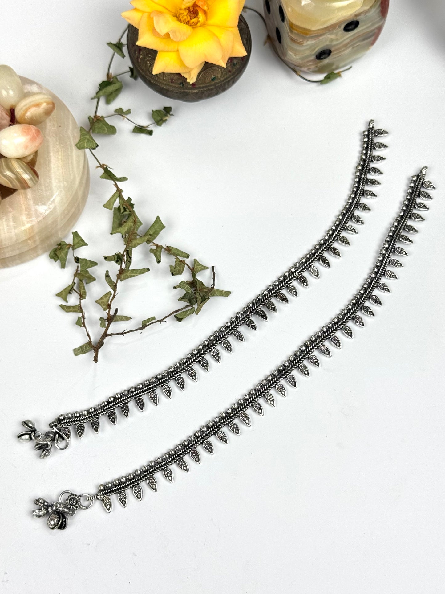 oxidised Adaa-e-khas pazaib