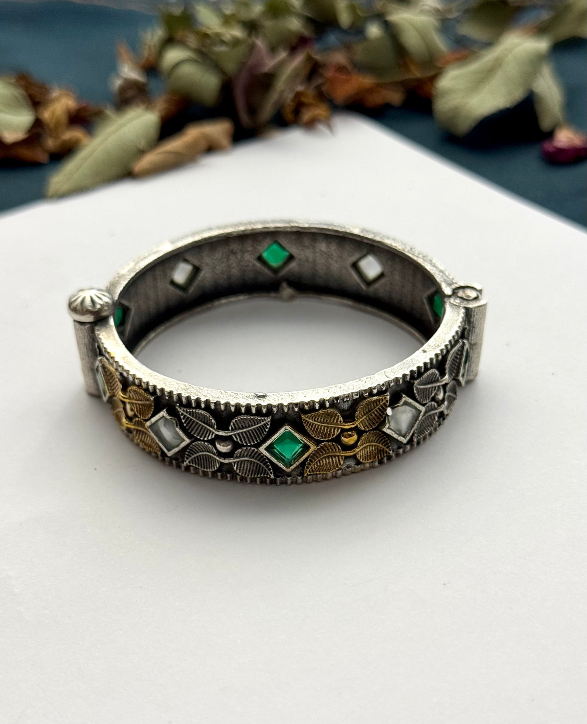 Premium Brass made oxidised Openable Bangle / size 2.6