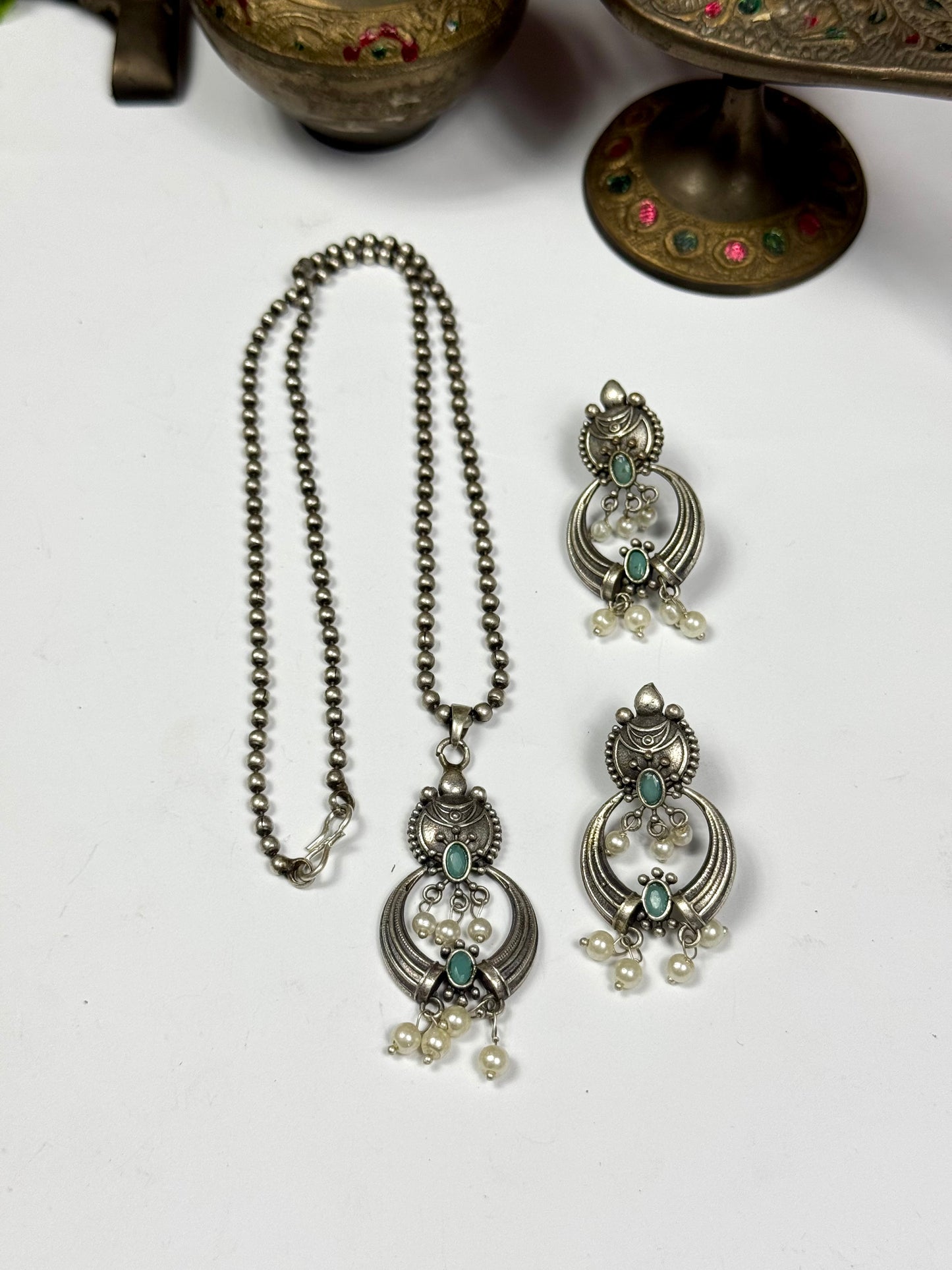 Premium Oxidised Phool pendant set